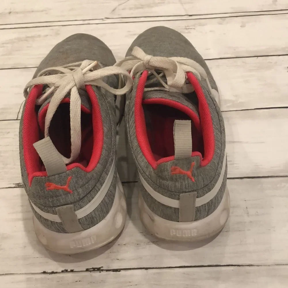 Puma Gray and Pink Everride knit sneakers